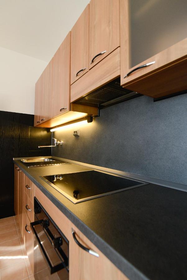 Apartment Glicinija ザダル エクステリア 写真